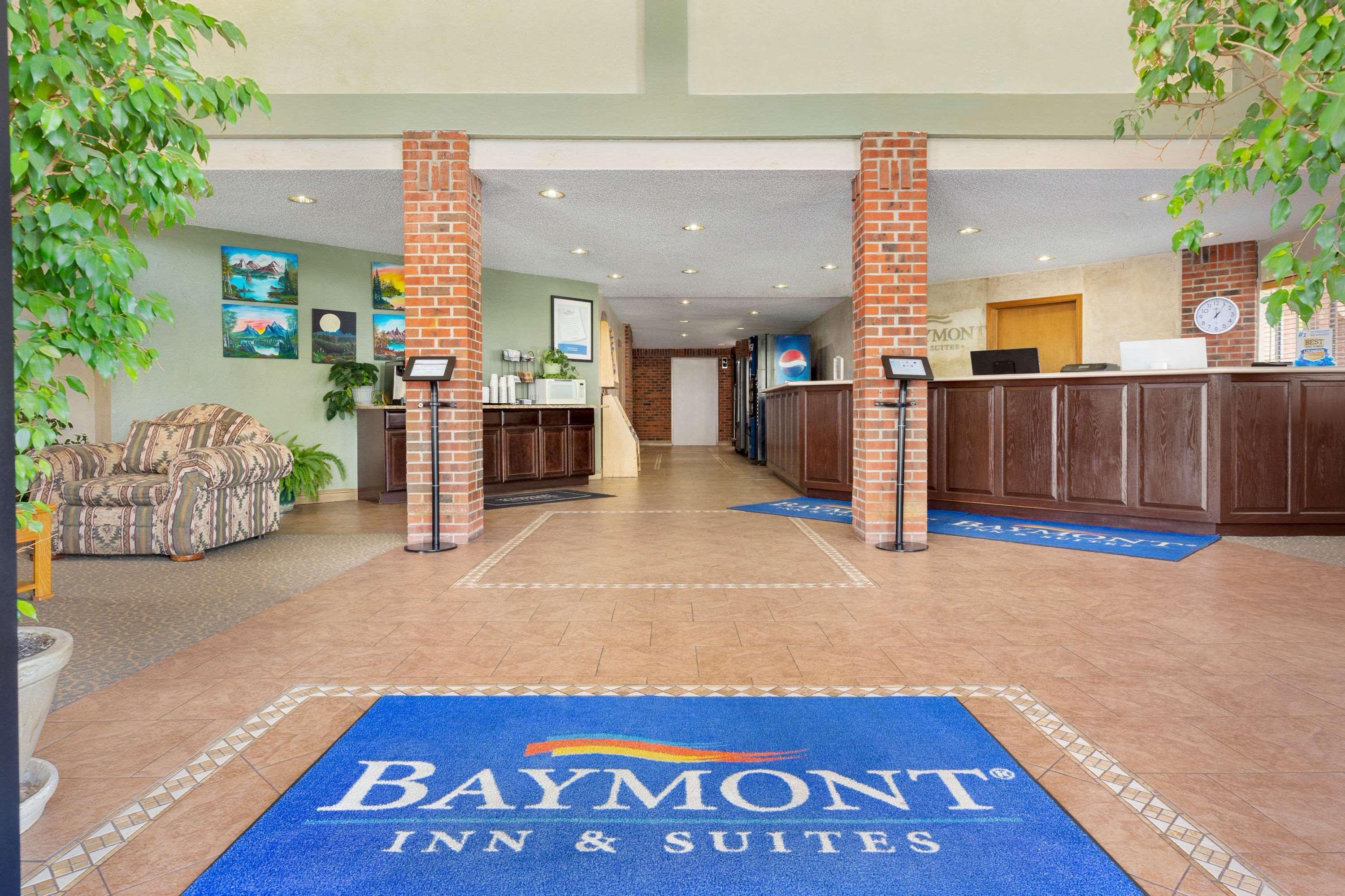 Baymont By Wyndham Cortez Eksteriør bilde